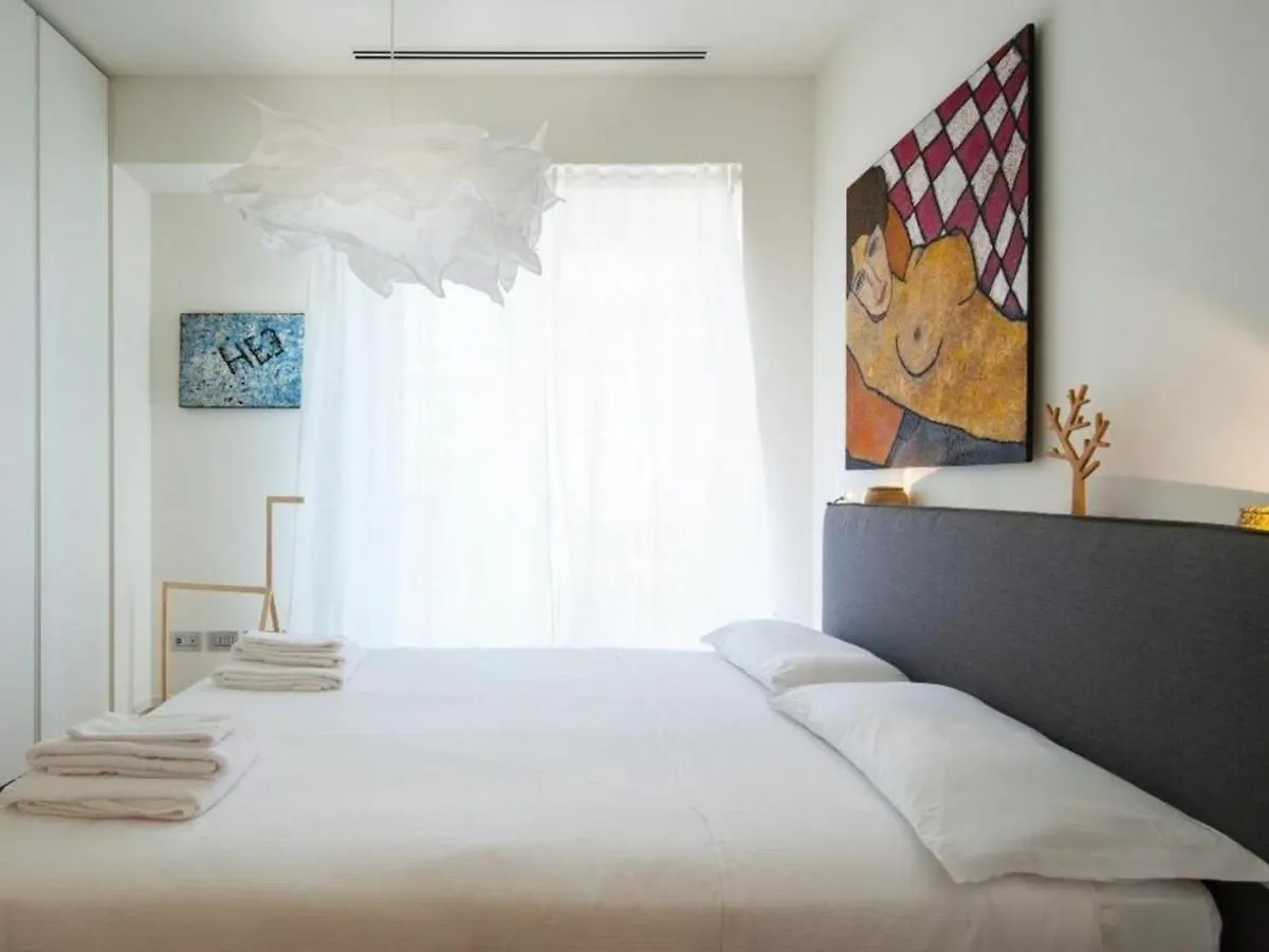 Palazzo Beltrade By Halldis Milano İtalya